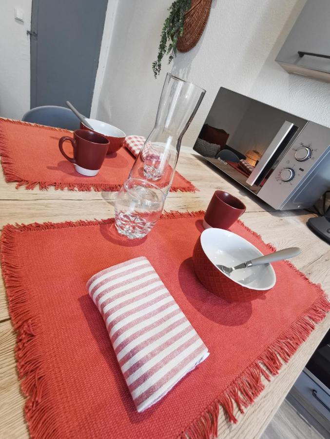 Sur Les Paves Du Pont Vieux... Apartment